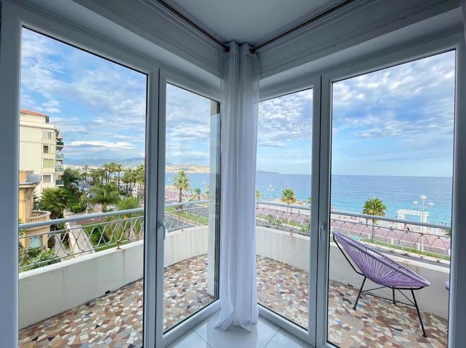 Beach Front, Superbe Appartement Pour 4 Personnes Nisa Exterior foto