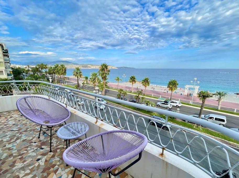 Beach Front, Superbe Appartement Pour 4 Personnes Nisa Exterior foto