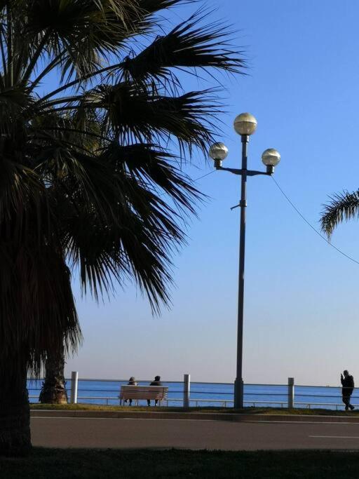 Beach Front, Superbe Appartement Pour 4 Personnes Nisa Exterior foto