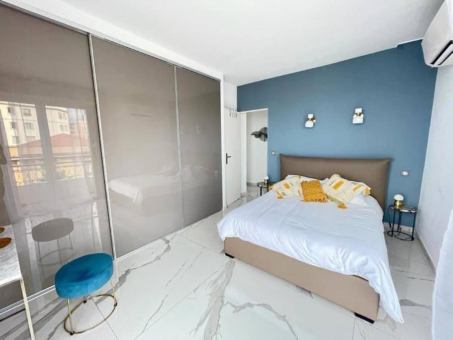 Beach Front, Superbe Appartement Pour 4 Personnes Nisa Exterior foto