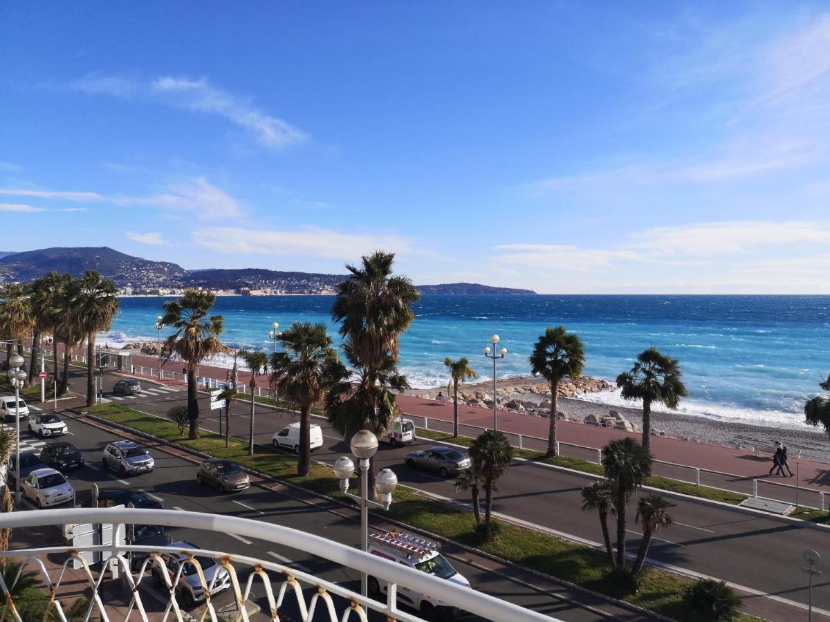 Beach Front, Superbe Appartement Pour 4 Personnes Nisa Exterior foto