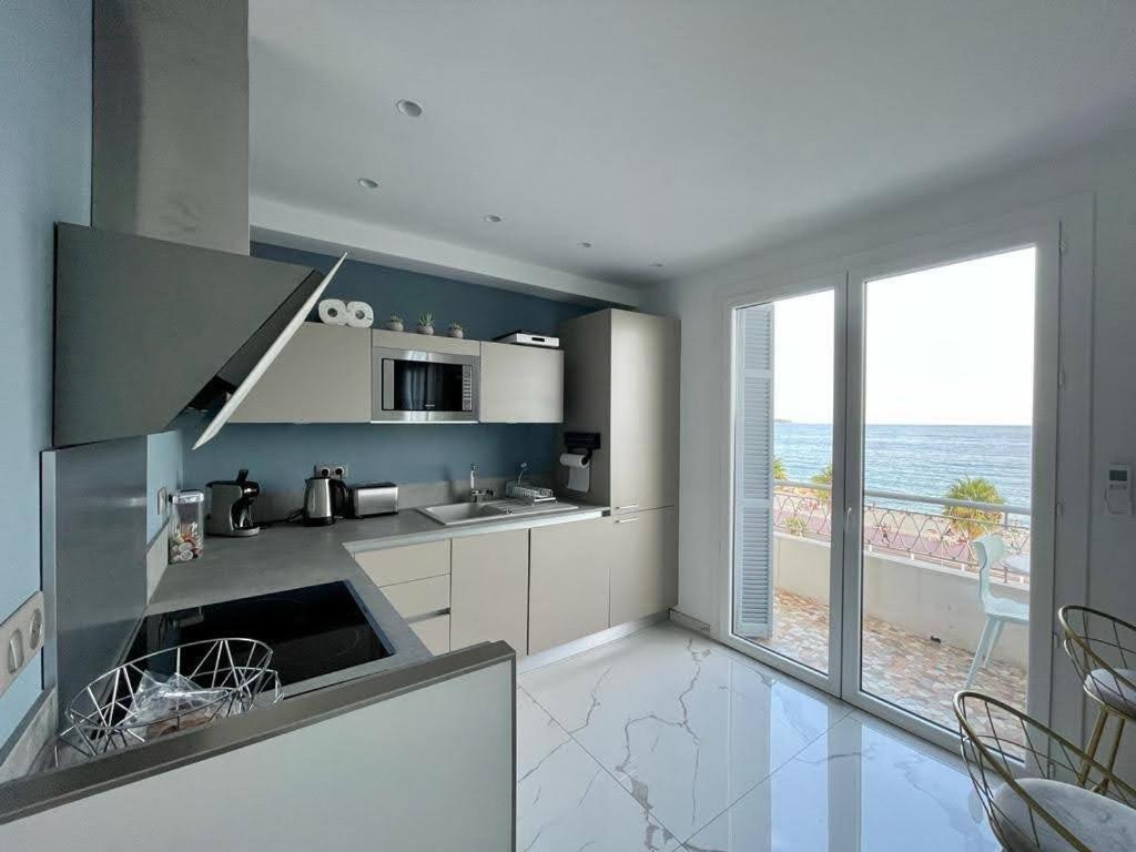 Beach Front, Superbe Appartement Pour 4 Personnes Nisa Exterior foto