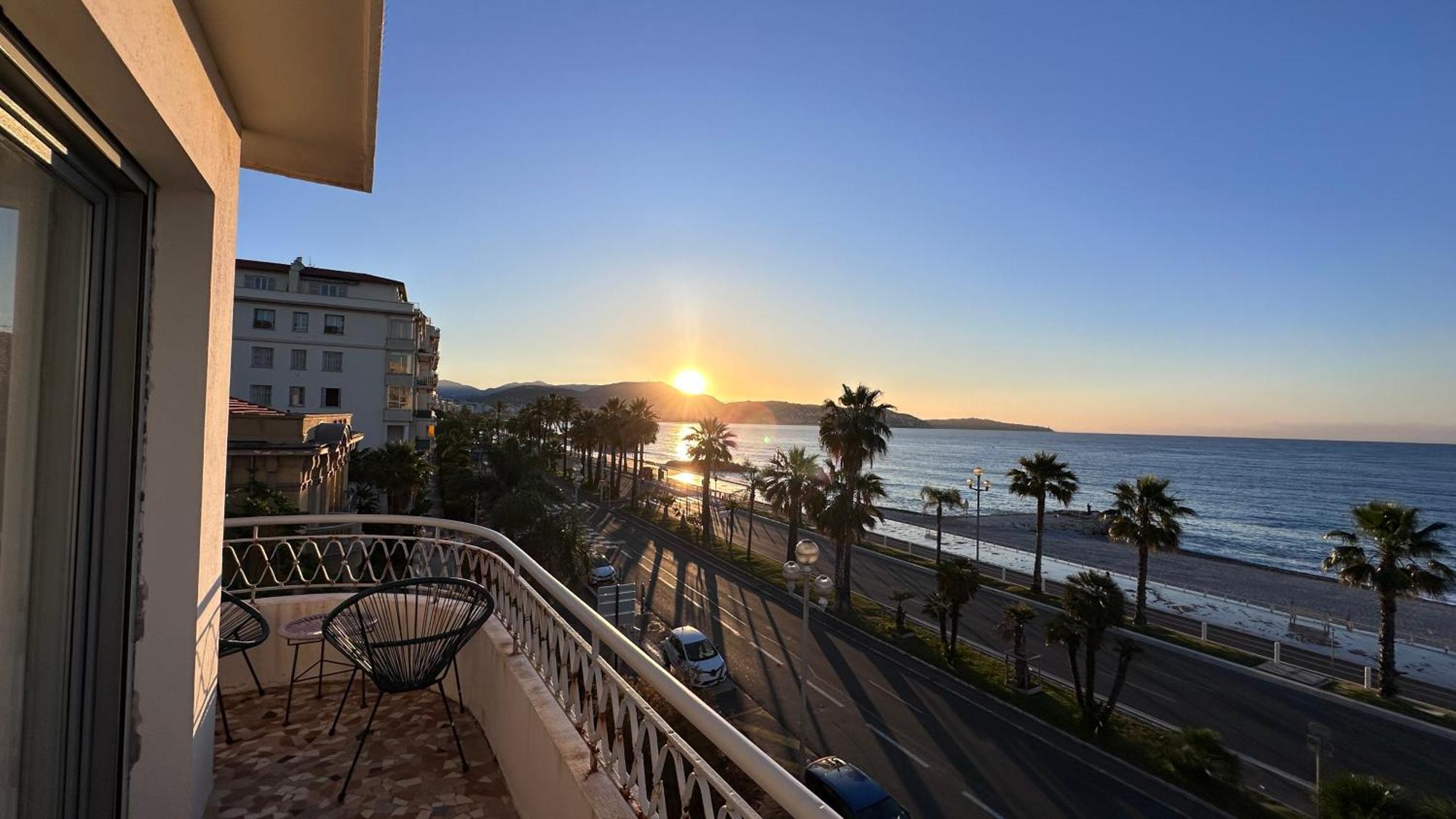 Beach Front, Superbe Appartement Pour 4 Personnes Nisa Exterior foto